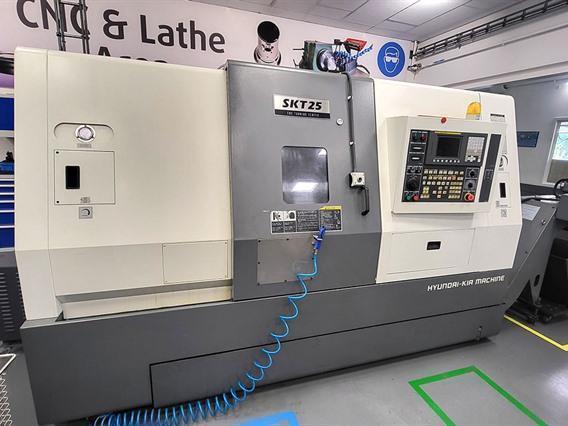 Hyundai SKT25 Ø 500 x 720 mm CNC