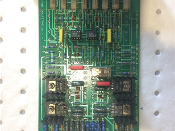 LVD E122-205 (3)-DUAL SERVO-AMPLIFIER 