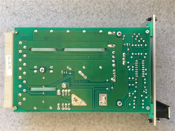 unknow A555966 (3)-BARCO VOEDING 5V 20A MNC8 (TER1505)