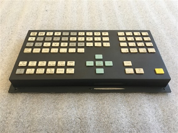 Siemens 6FC5203-0AD10-1AA0 (2)-Maschinensteuertafel OP032S