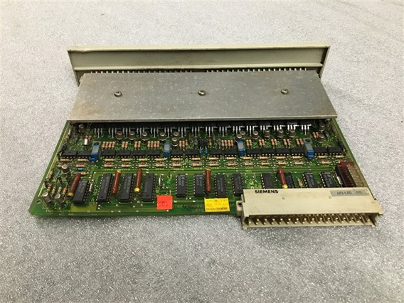 Siemens C79040-A92-C310-02-85, part of the set-