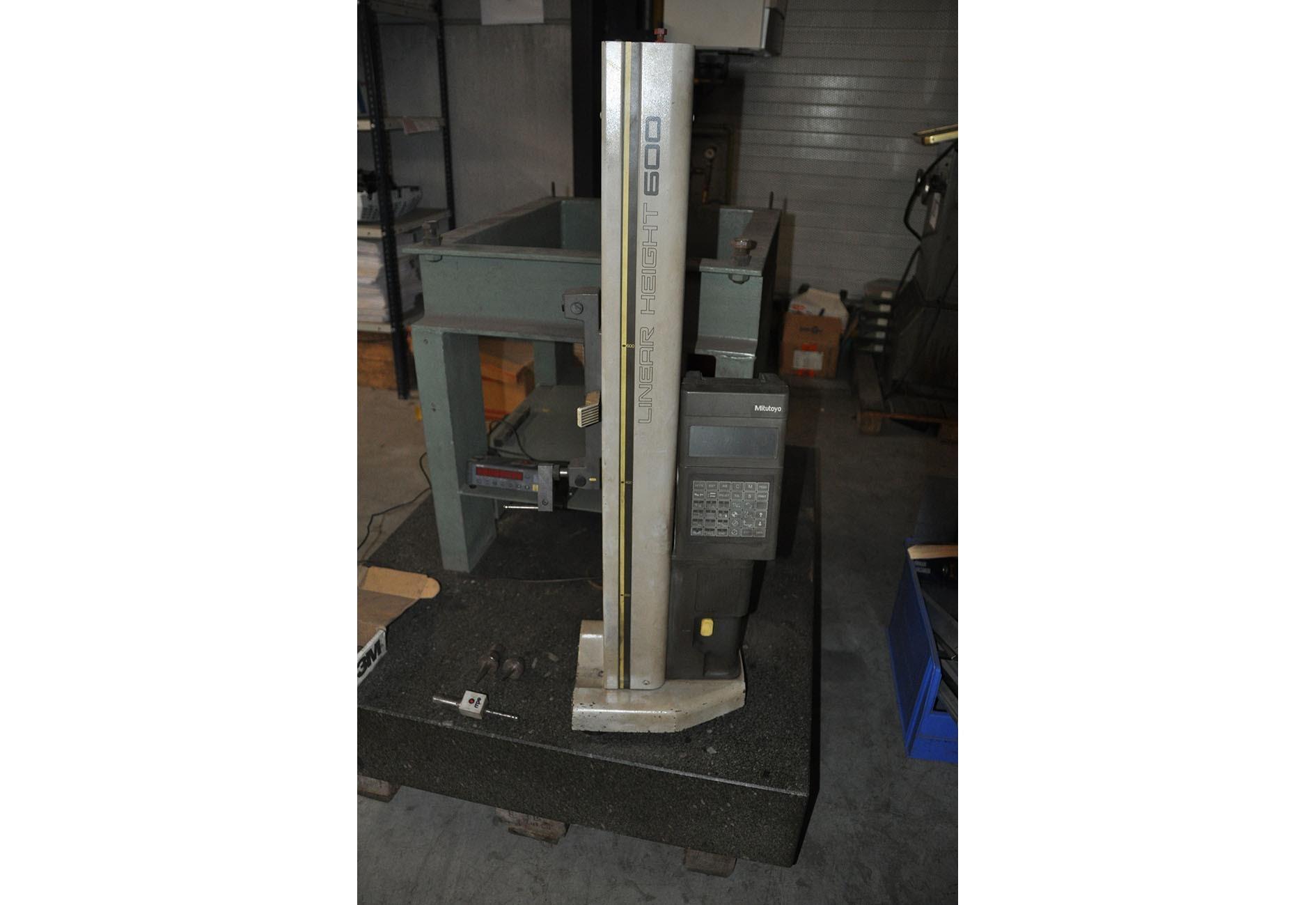 Mitutoyo Liner Height 600 — Vertical digitizing & coordinating measuring Machines — photo 1