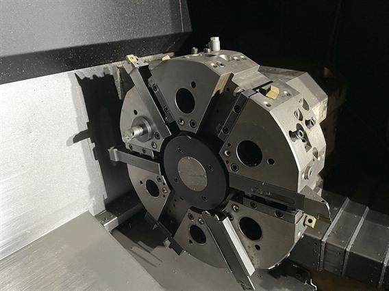Hyundai Hit-15 Ø 440 x 500 mm CNC