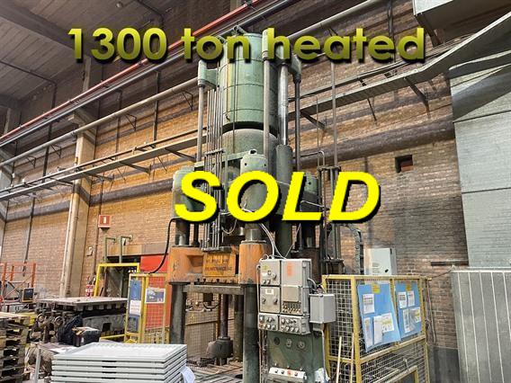 HL 1300 ton 4 column press