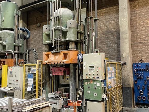 HL 1000 ton 4 column press