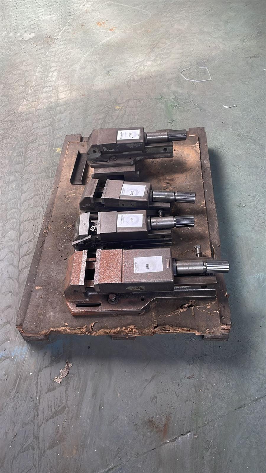NB Hydraulic vices — Universal Milling machines & CNC — photo 1