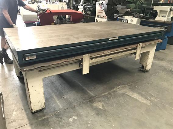 Table 2500 x 1250 mm