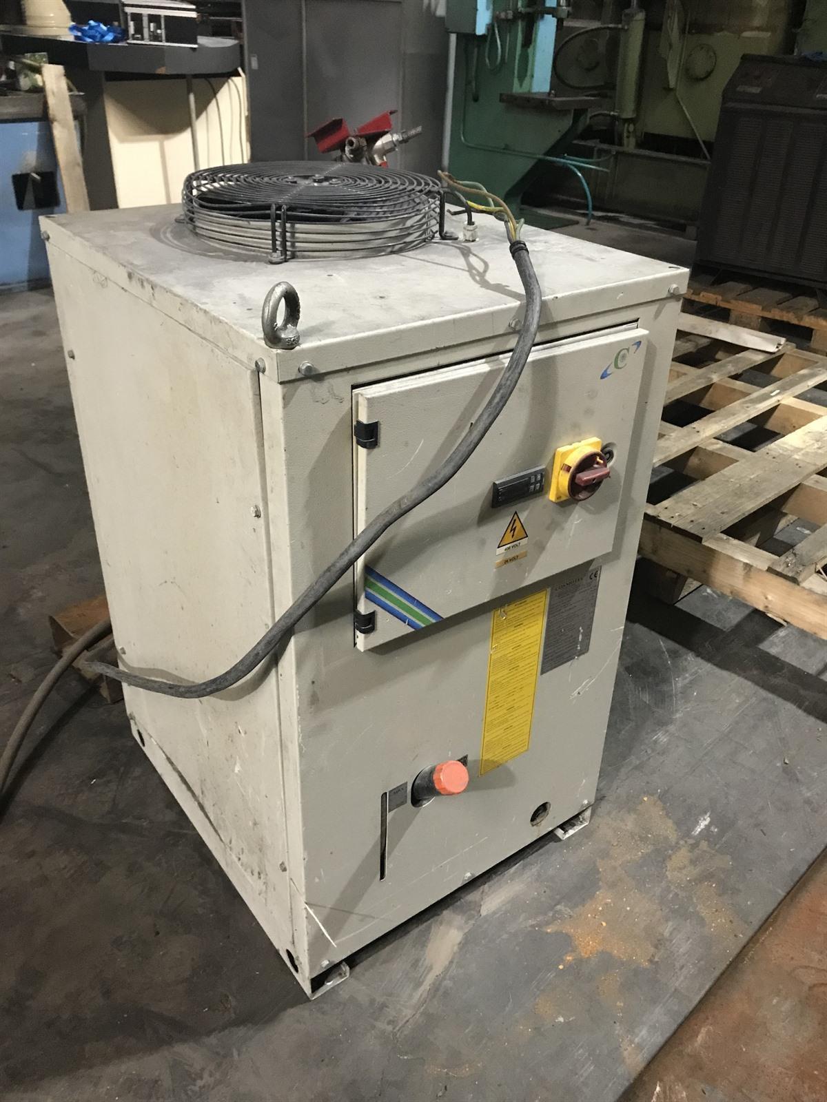 Tecna TE 90 68 kVa — Point- & seamweldingmachines — photo 6