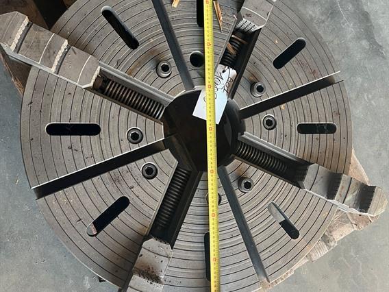 Chucks dia 900 / bore: 250 mm 
