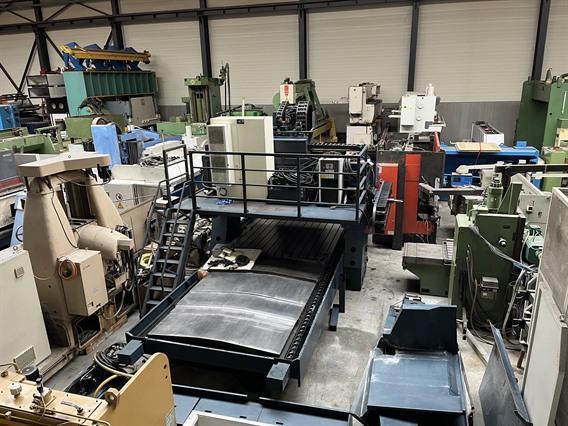 Johnford X: 4100 - Y: 2800 - Z: 800 mm CNC 5 axes