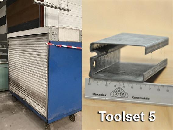 Jidet rollforming line with 7 tool sets sectional gates