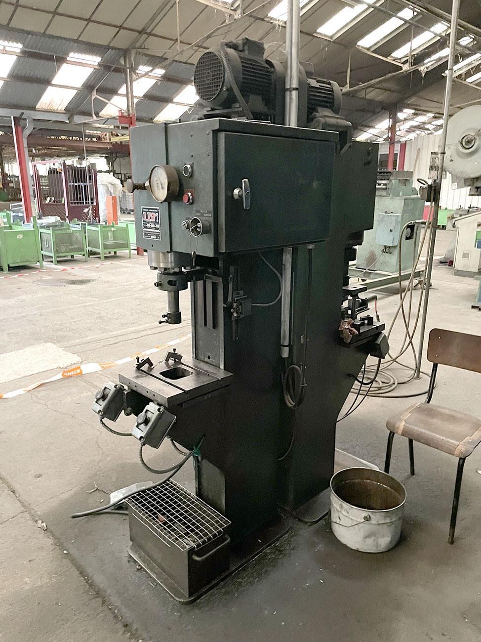 Prensas De Una Columna LBM 10 Ton N 14287 prensas-de-una-columna-lbm-10-ton-n-14287
