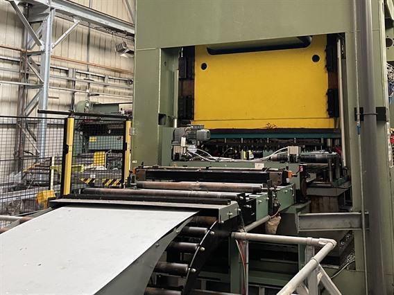 Dimeco decoiler & straightener 1000 x 6 mm