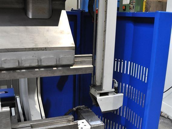 Trumpf trumabend 230 ton x 3050 mm CNC