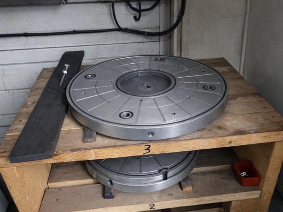 Huron K3X8F - X: 780 - Y: 700 - Z: 500 mm CNC - 5 axes