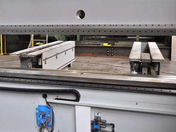 LVD PPEB Turbo 135 ton x 3100 mm CNC