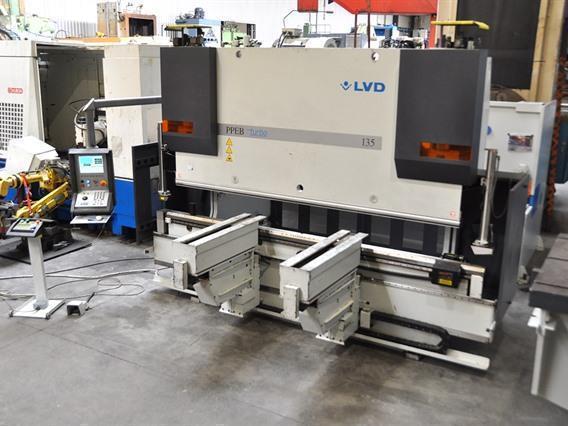 LVD PPEB Turbo 135 ton x 3100 mm CNC