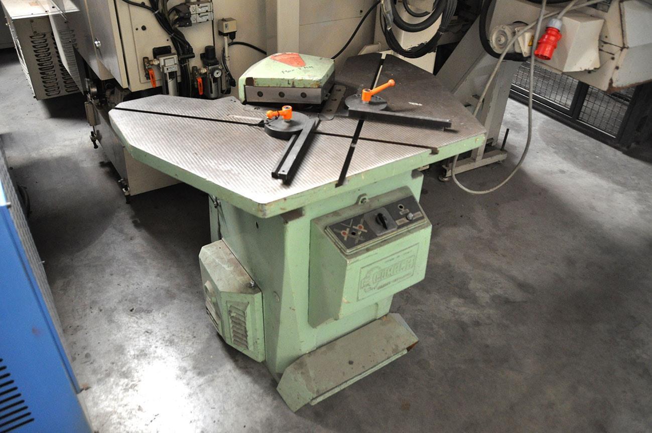 Comaca 250 x 4 mm (fixed) — Hydraulic corner notcher — photo 1