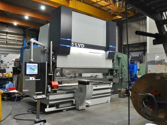 LVD PPEB Turbo EFL 220 ton x 3100 mm CNC