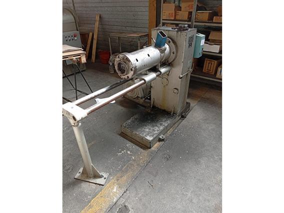 Andouart extruder