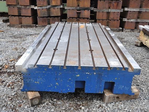 T-slot Table 3000 x 1350 x 430 mm