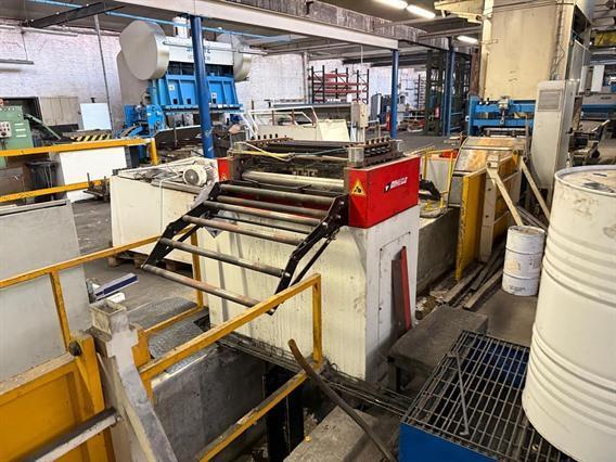 Dimeco straightener 800 x 1 mm