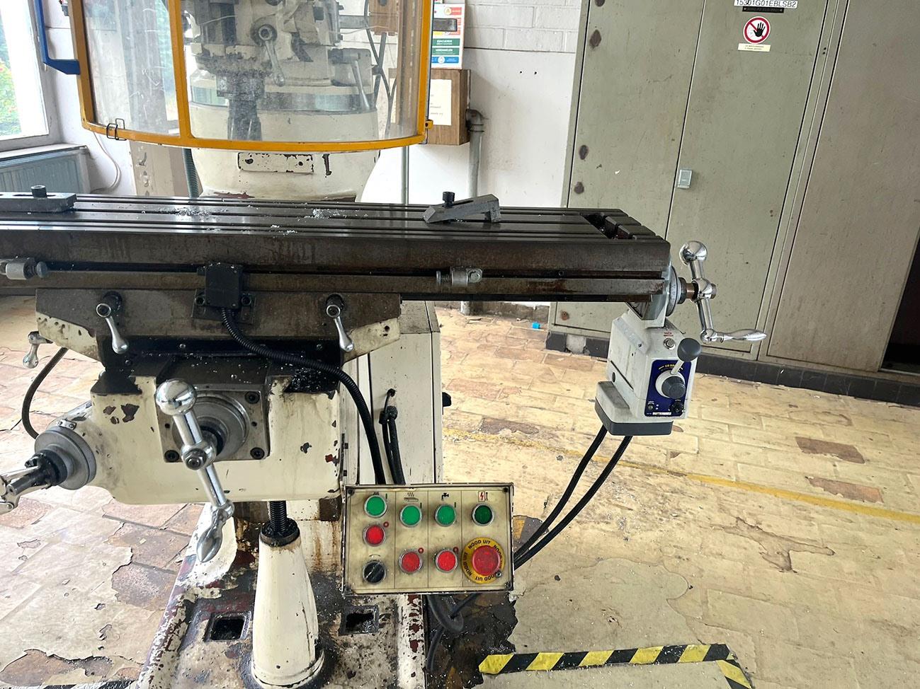 Chevalier FM 3VS X: 762 – Y: 305 – Z: 406 mm — Universal Milling machines & CNC — photo 5