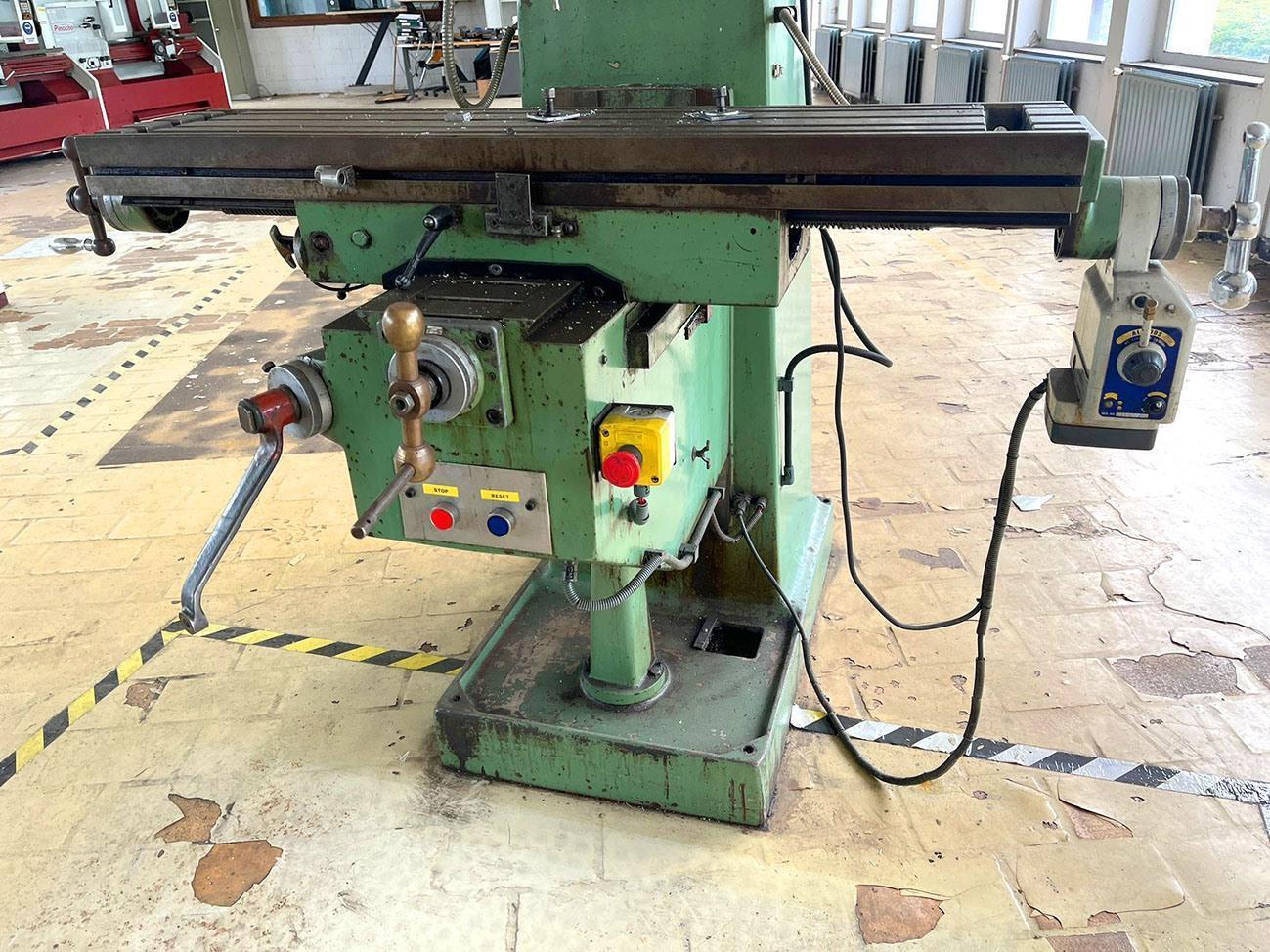 Holke F-10-V X: 815 – Y: 400 – Z: 420 mm — Universal Milling machines & CNC — photo 5