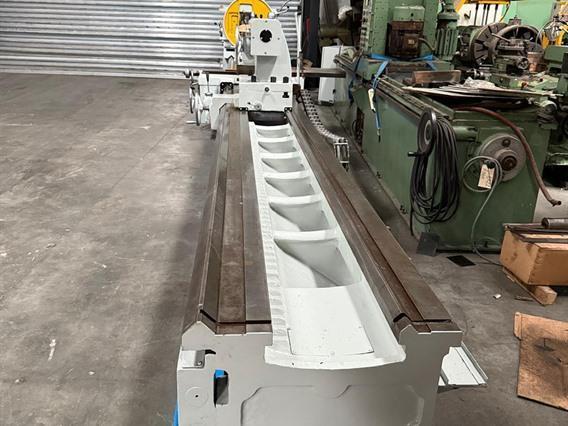 Arlo Ø 1250 x 8000 mm