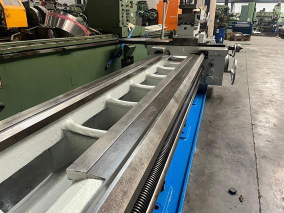 CW61125B Ø 1250 x 8000 mm