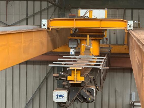 SWF (2 x 3.2 Ton) TURNING OPTION x 22 900 mm