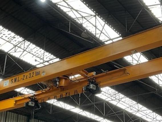 SWF (2 x 3.2 Ton) TURNING OPTION x 23 300 mm