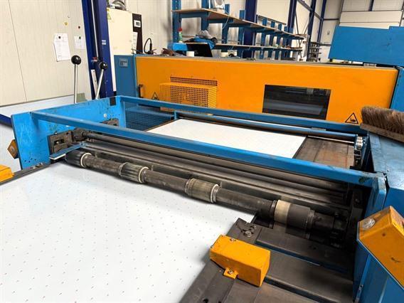 Forstner 1250 x 2 mm slitting & cut to length CNC