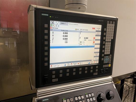 Breton Xceeder 900/RTX: 900 - Y: 900 - Z: 600 mm CNC
