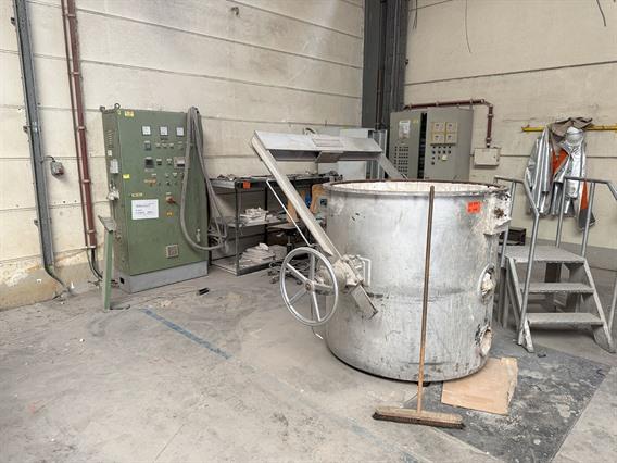 Hindenlang TPESM-600 - Induction oven