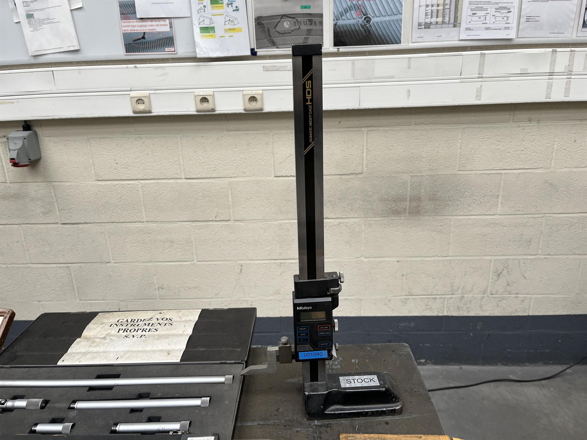 Mitutoyo HDS-G24 Digimatic Height Gauge HDS — Vertical digitizing & coordinating measuring Machines — photo 1