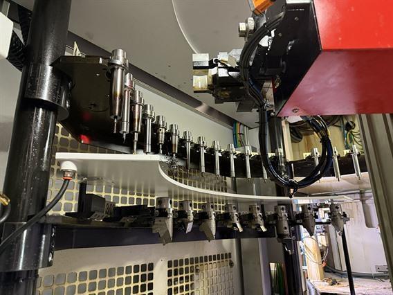 Breton Ultrix 800 X: 800 - Y: 900 - Z: 600 mm CNC