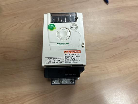 Schneider ATV12H055M2