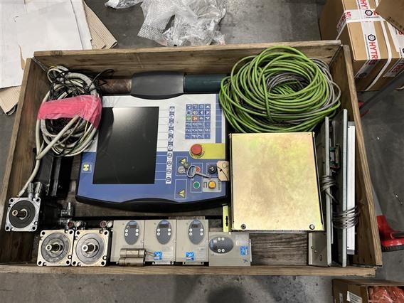 Telemecanique LXM05AD14N4