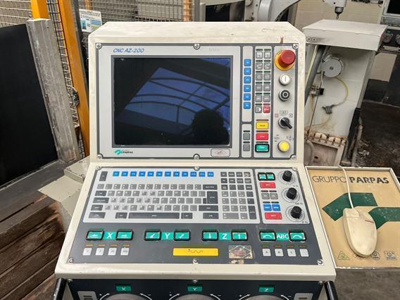 Parpas Omv FAS - 4 P 5 axis Moldmaking CNC