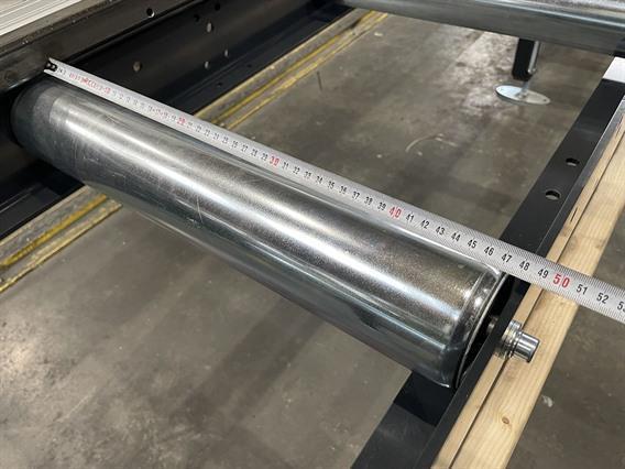 ZM 6 + 6 meter rollerconveyors with manual backgauge