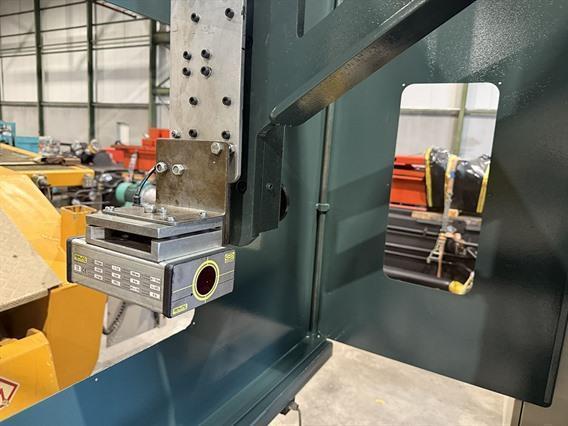 Haco ERM 320 ton x 6100 mm CNC