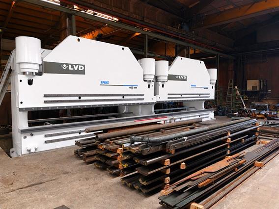 LVD PPNMZ 1200 ton x 12 meter CNC