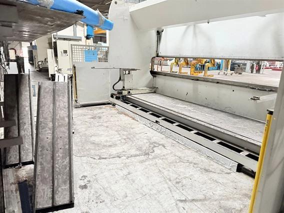 LVD PPEB 220 ton x 6100 mm CNC