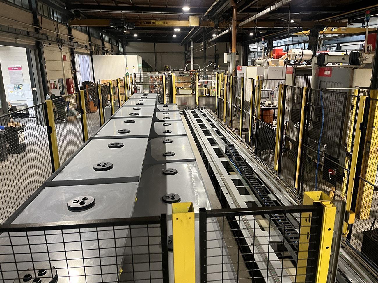 Fanuc M-900iB 700 kg robot — Robots loading, unloading & treatmentrobots — photo 6