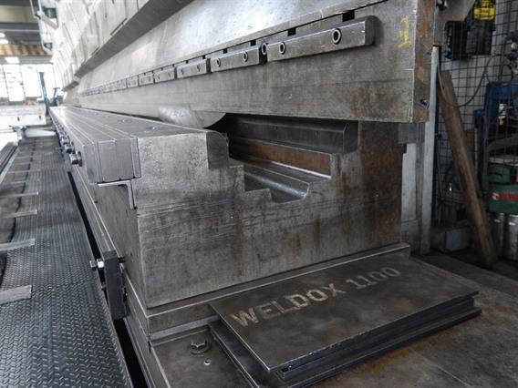 GWF - Heavy Duty 4000 ton x 16 200 mm CNC