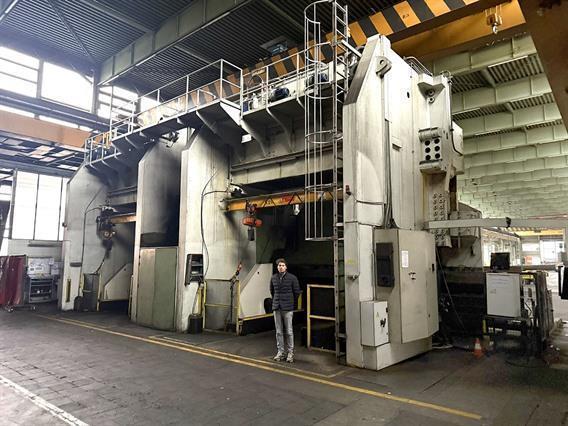 GWF - Heavy Duty 4000 ton x 16 200 mm CNC