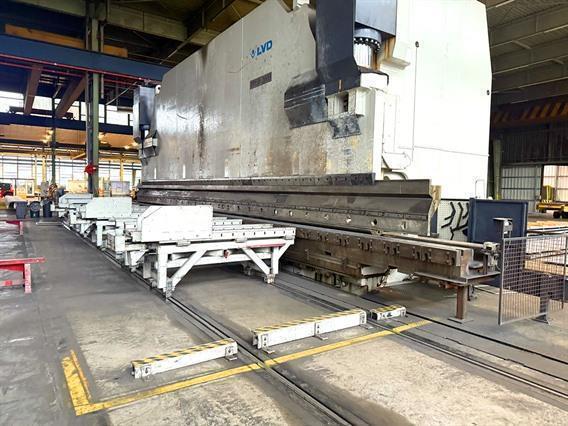 LVD PPEB 2000 ton x 14 meter CNC