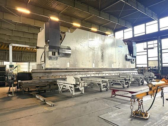 LVD PPEB 2000 ton x 14 meter CNC
