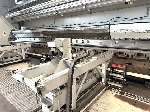 LVD PPEB 2000 ton x 14 meter CNC